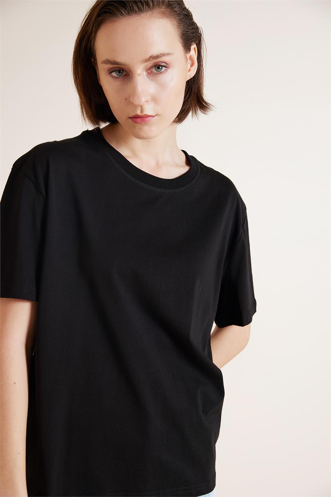 Avrile  BİSİKLET YAKA KISA KOLLU T-SHIRT SİYAH A25-10341
