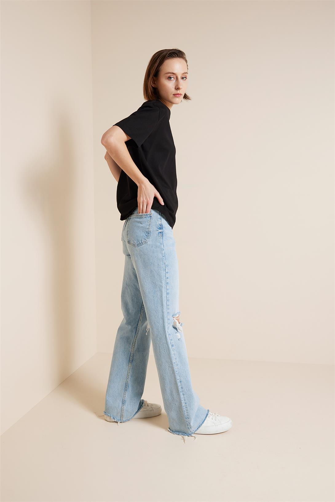 Avrile  BİSİKLET YAKA KISA KOLLU T-SHIRT SİYAH A25-10341
