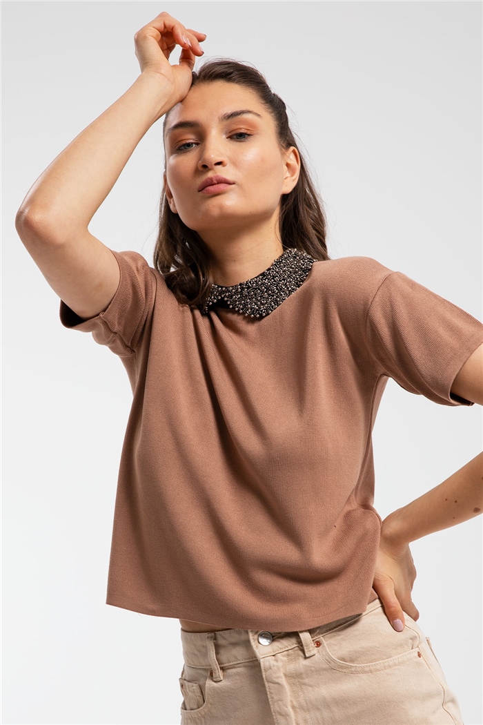 Avrile Boncuklu Yakalı Kısa Kollu Triko Kazak  CAMEL  A91670-S