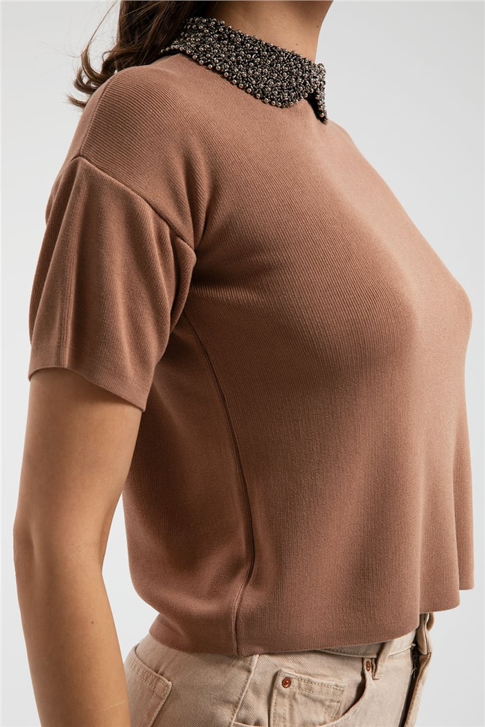 Avrile Boncuklu Yakalı Kısa Kollu Triko Kazak  CAMEL  A91670-S
