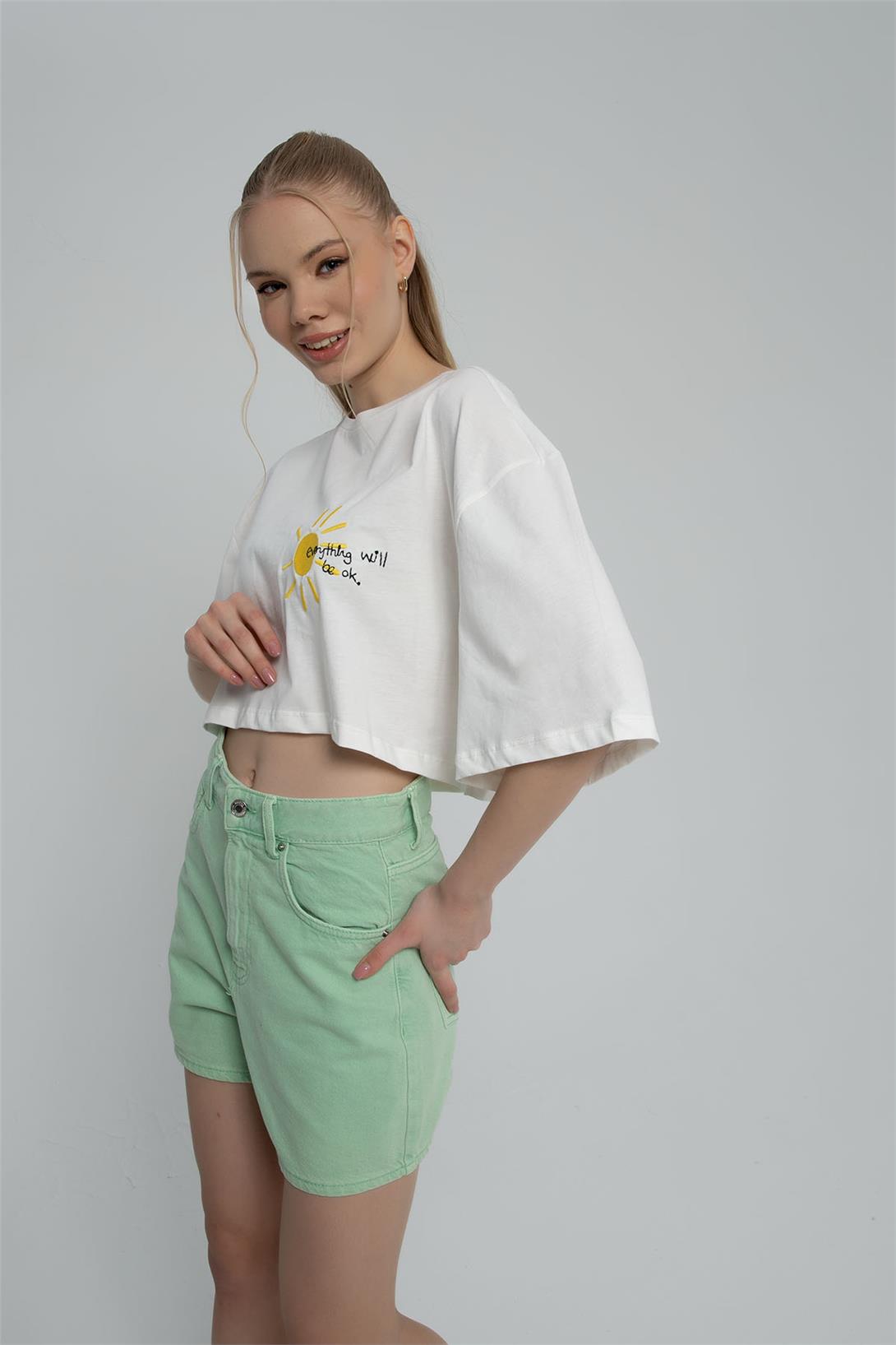 Avrile Kadın Baskılı Crop T-Shirt EKRU A23-10103