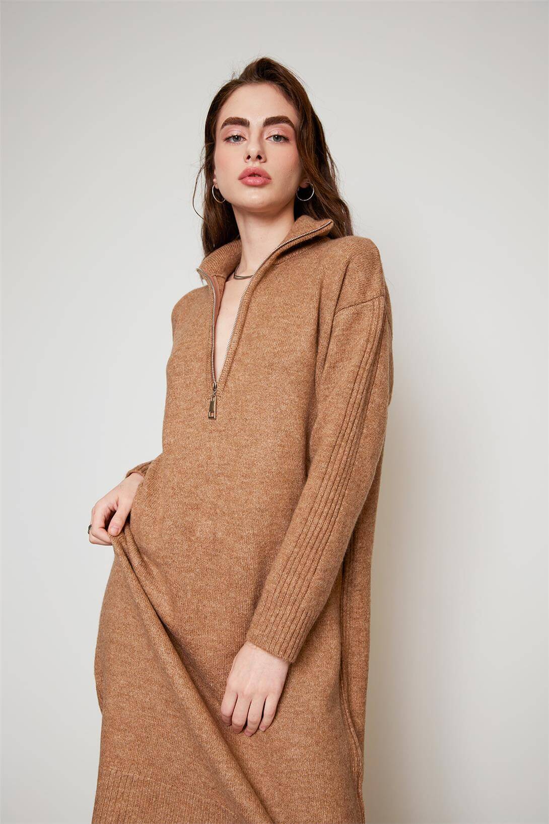 Avrile Kadın FERMUARLI BALIKÇI YAKA ELBİSE CAMEL A92264-S