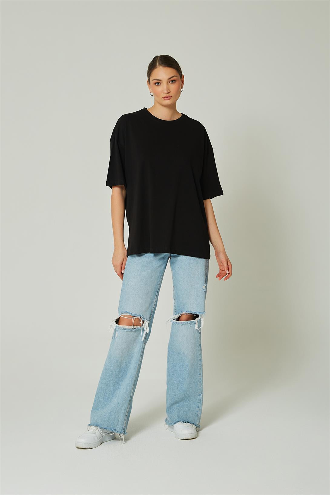 Avrile Kadın Oversize T-Shirt SİYAH A23-10111