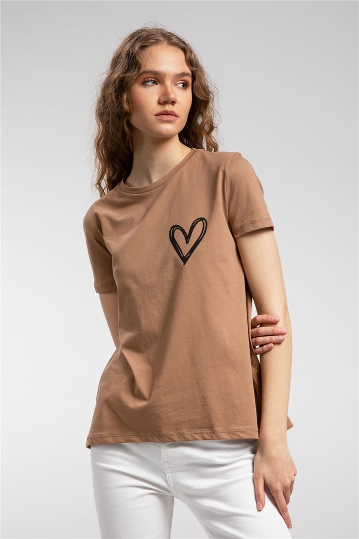 Avrile Kalp Baskılı T-Shirt  CAMEL  A21-10432