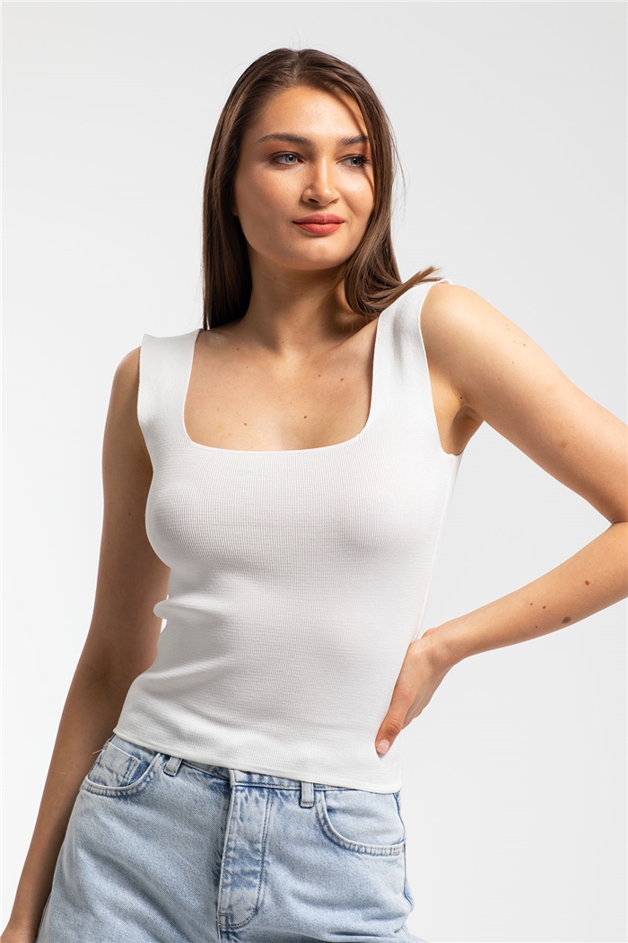 Avrile Kare Yaka Triko Atlet  BEYAZ  A90848-S