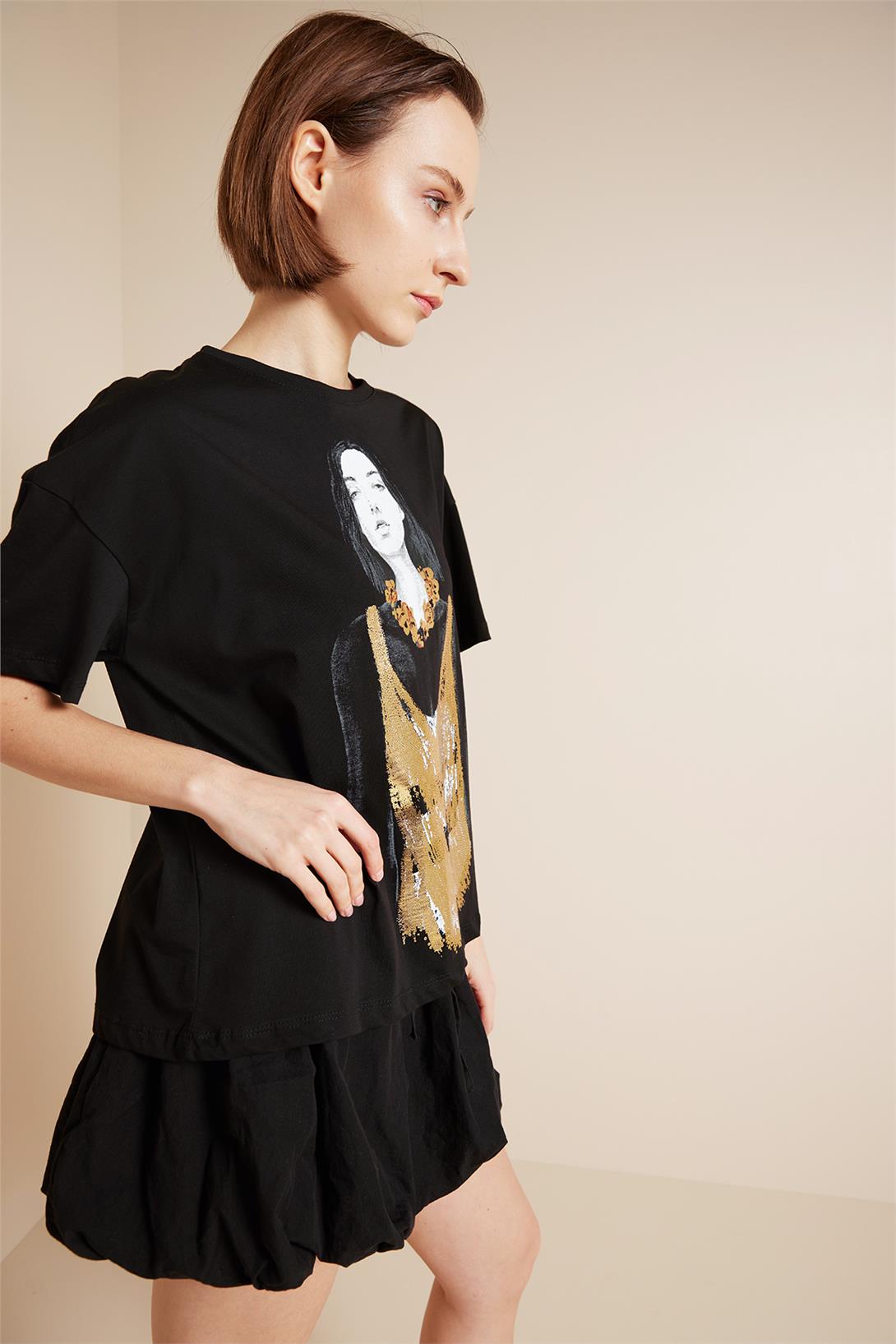 Avrile  KIZ BASKILI T-SHIRT SİYAH SA25-1001