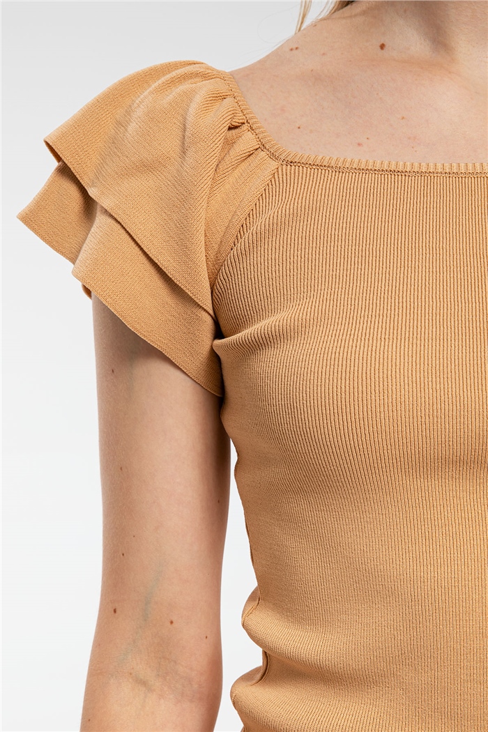 Avrile Kolları Fırfırlı Kayık Yaka Triko Kazak  CAMEL  A91797-S