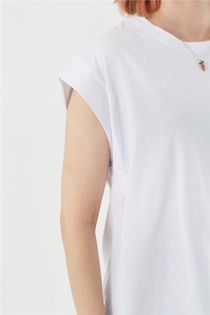 Avrile OMUZ BANT DETAYLI T-SHIRT  BEYAZ  A22-10554