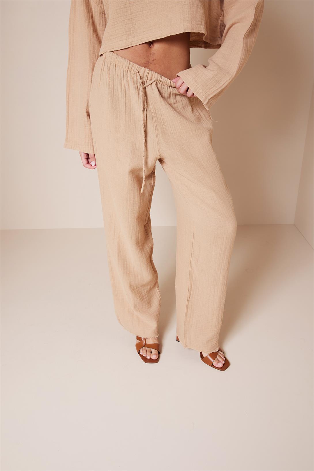 Nisan  BELİ BAĞCIKLI DÖKÜMLÜ PANTOLON CAMEL NB25-1003
