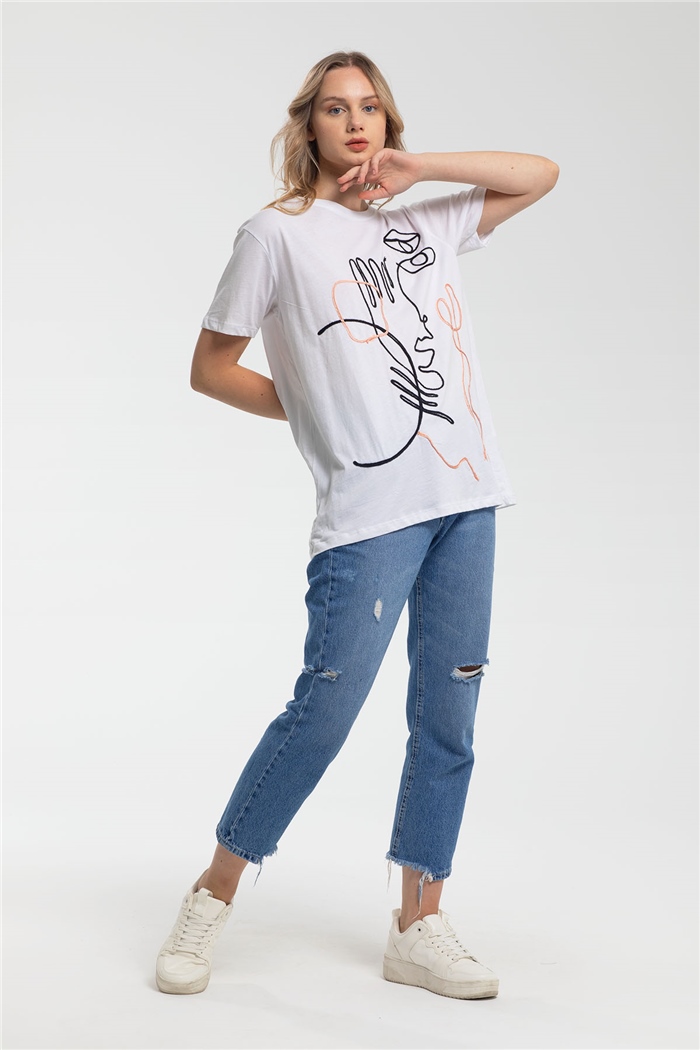 Nisan Desenli T-Shirt  BEYAZ  N21-1044
