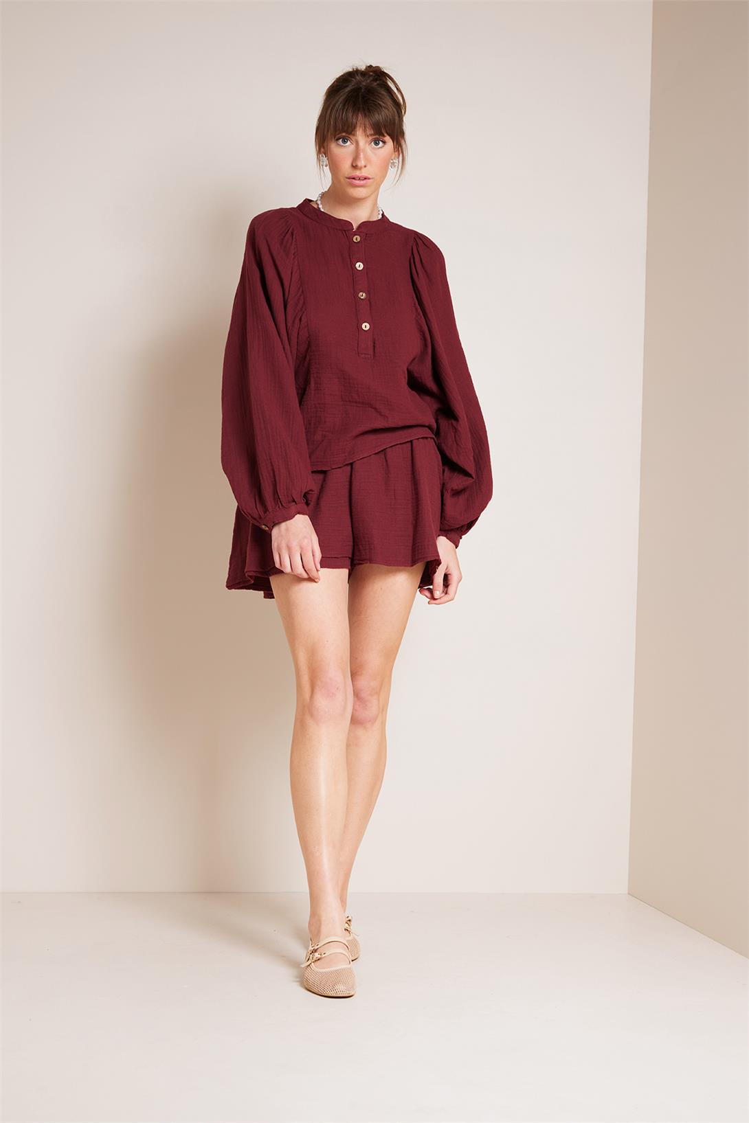 Nisan  DÜĞME DETAYLI GENİŞ KOLLU BLUZ BORDO NB25-1001