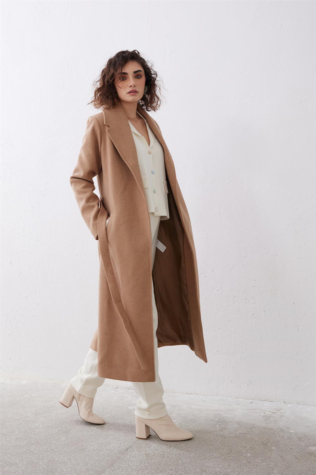 Nisan Kadın Beli Kuşaklı Uzun Kaban CAMEL PD24-1054