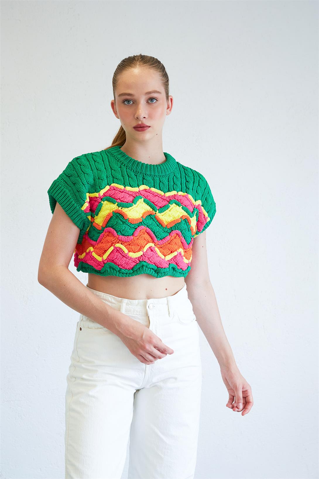 Nisan Kadın CROP TRİKO SÜVETER BENETTON TT3954-Z