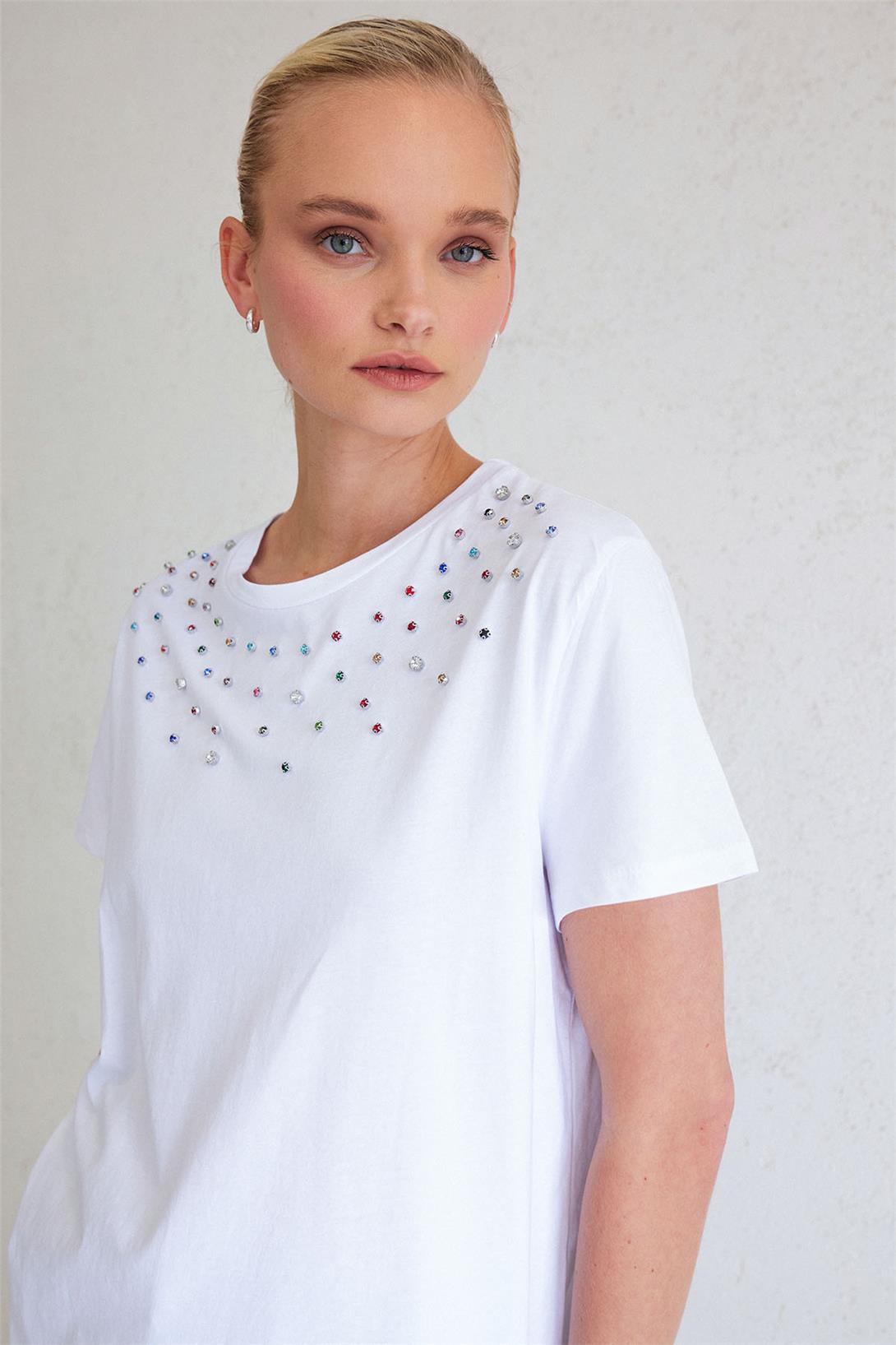 Nisan Kadın Önü Taş İşlemeli T-Shirt BEYAZ N23-1650