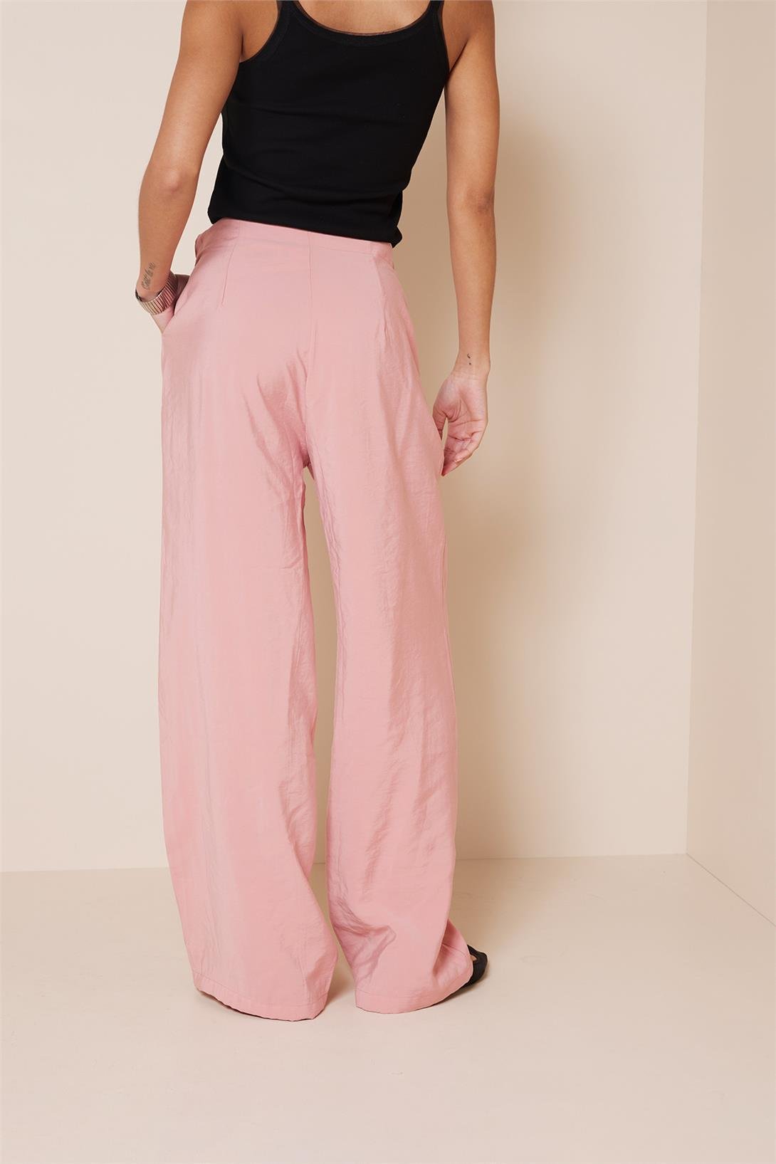Nisan  KEMER DETAYLI PANTOLON ROSE N25-2088