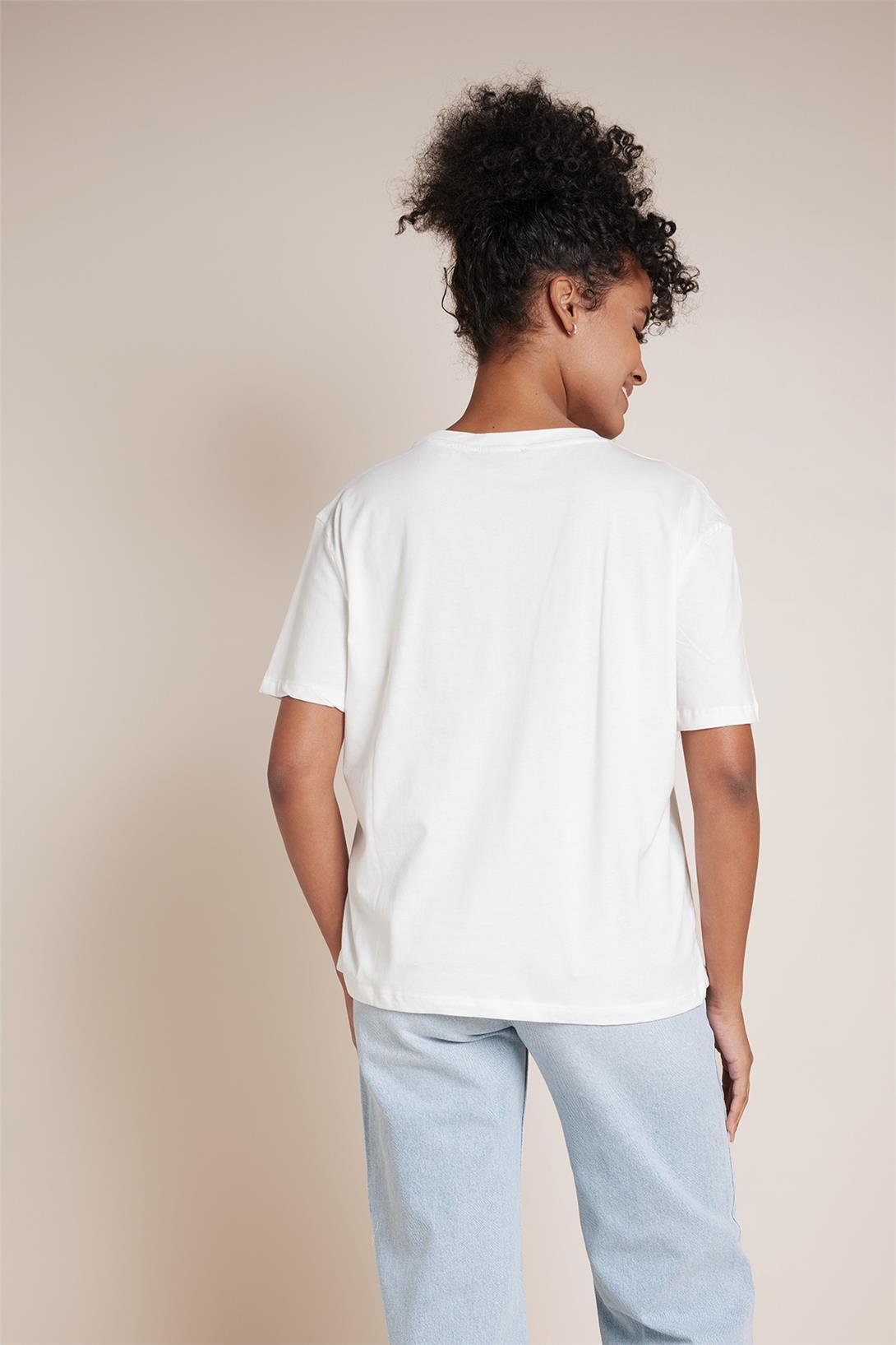 Nisan  KİRAZ BASKILI BİSİKLET YAKA T-SHIRT EKRU N25-2118