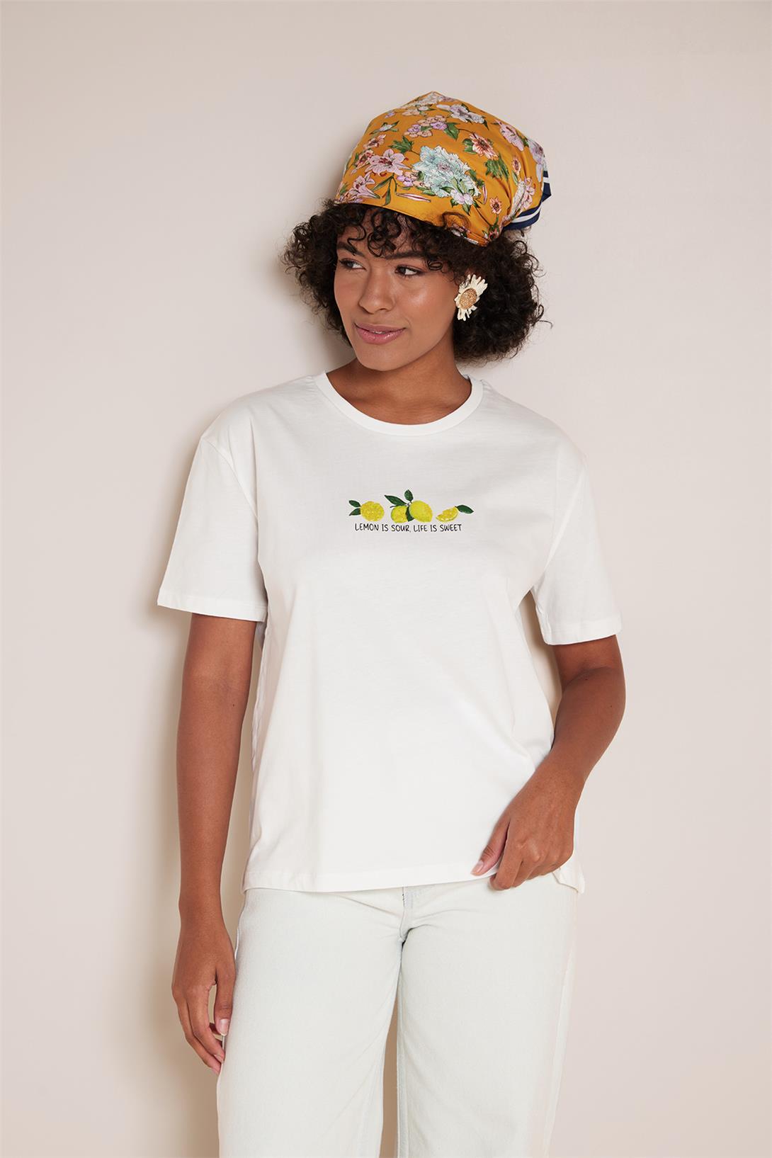 Nisan  LİMON BASKILI BİSİKLET YAKA T-SHIRT EKRU N25-2119