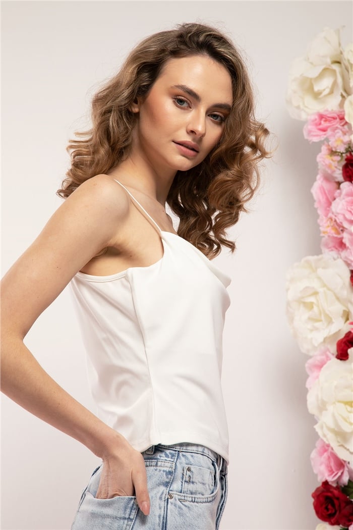 Avrile Askılı Bluz  BEYAZ  A21-10373