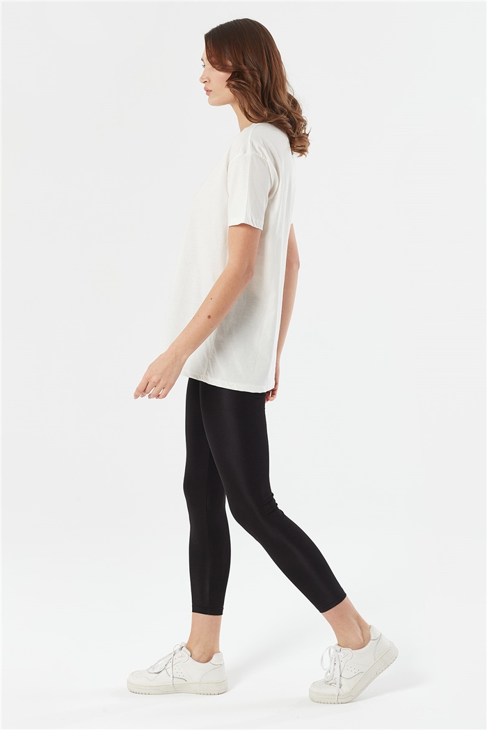 Avrile Bisiklet Yaka Basic T-shirt Kısa  EKRU  A22-10528