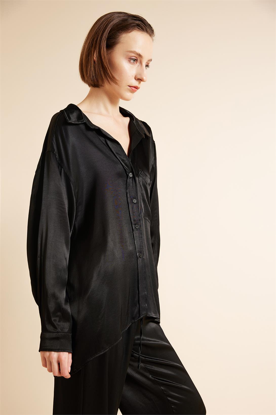 Avrile  CEPLİ OVERSIZE SATEN GÖMLEK SİYAH A25-10340