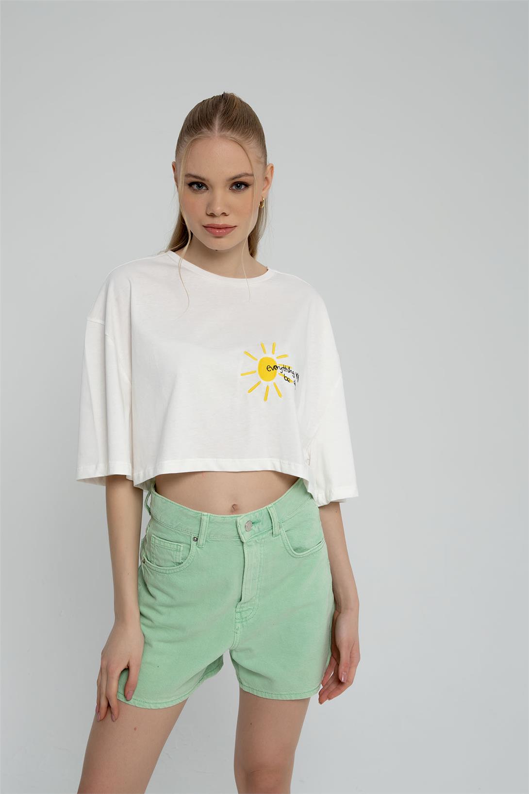 Avrile Kadın Baskılı Crop T-Shirt EKRU A23-10103