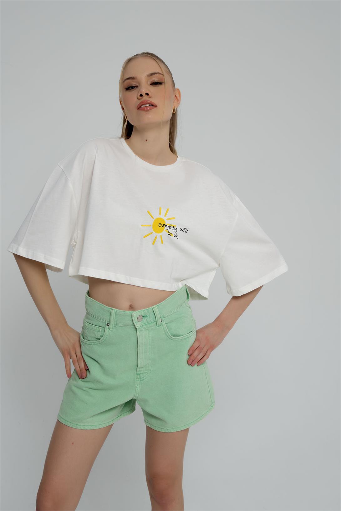 Avrile Kadın Baskılı Crop T-Shirt EKRU A23-10103