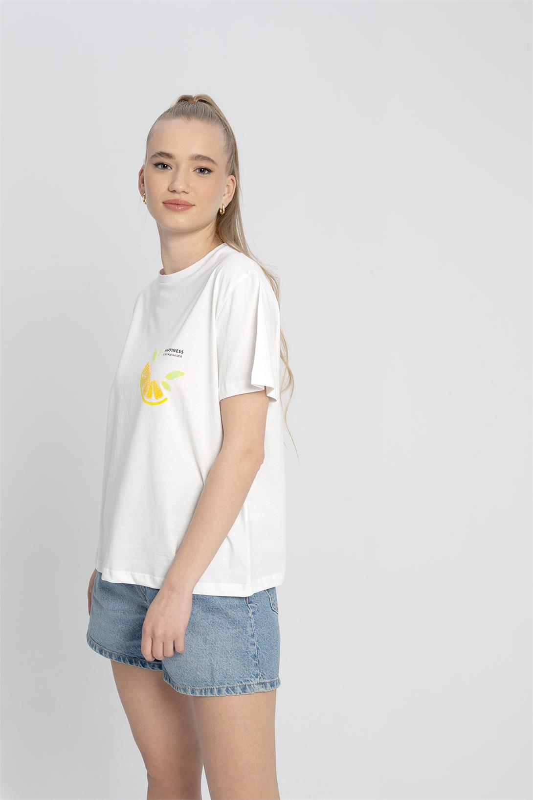 Avrile Kadın Baskılı T-Shirt EKRU A23-10107