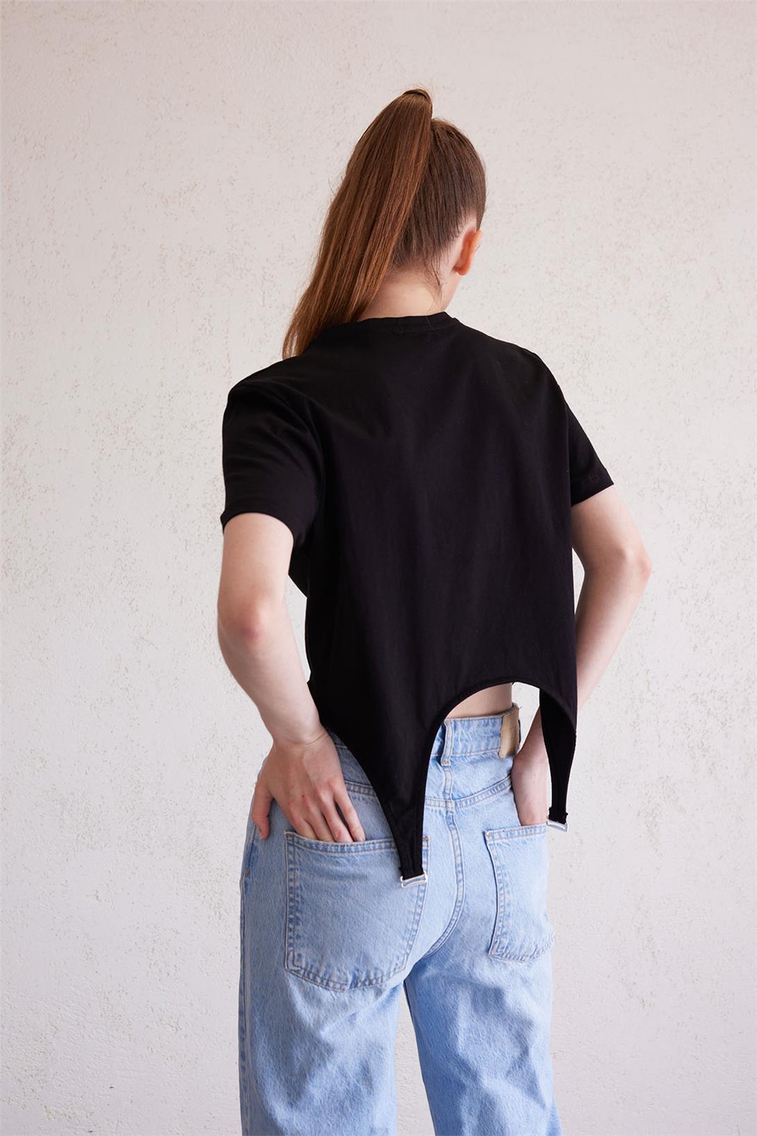 Avrile Kadın Bisiklet Yaka Kısa Kollu T-Shirt SİYAH A23-10214