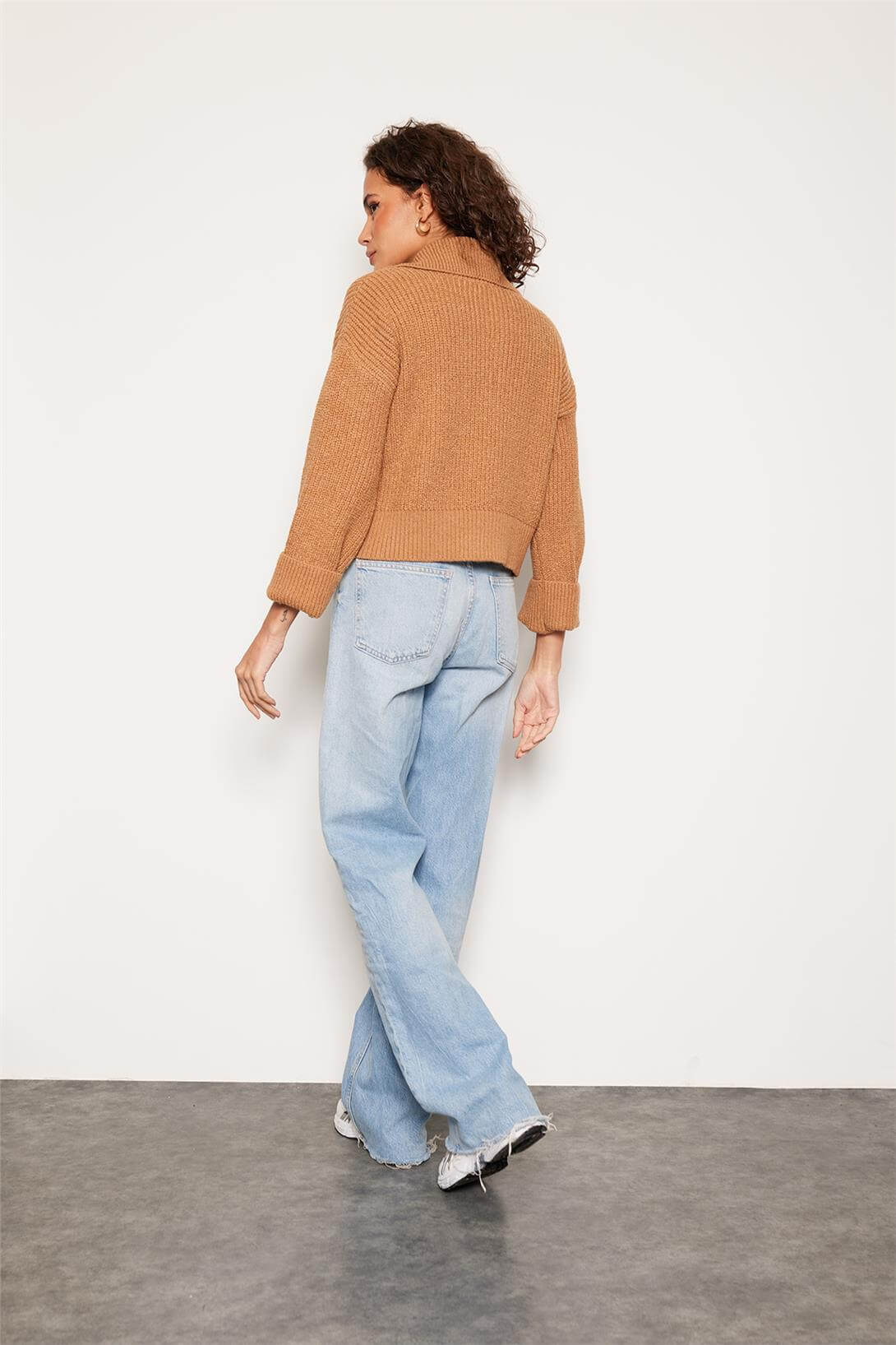 Avrile Kadın FERMUARLI TRİKO KAZAK CAMEL A92489-S