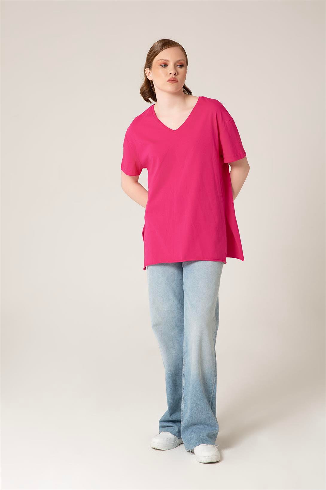 Avrile Kadın V Yaka Basic T-Shirt FUŞYA A23-10115