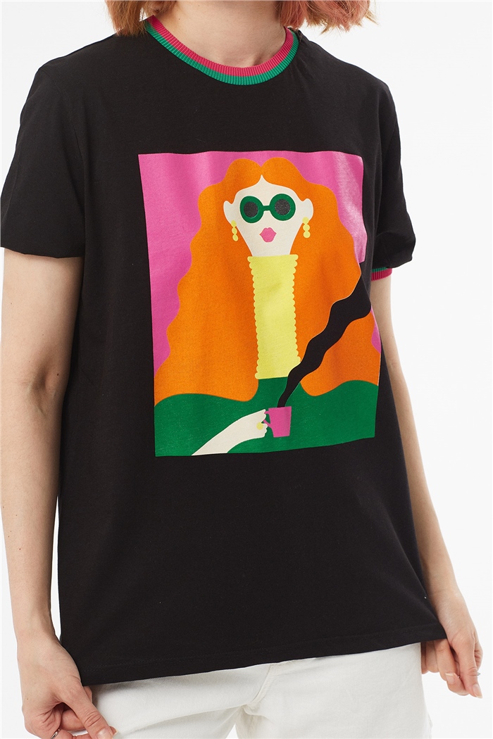 Avrile Kız Baskılı T-Shirt  SİYAH  A21-10523