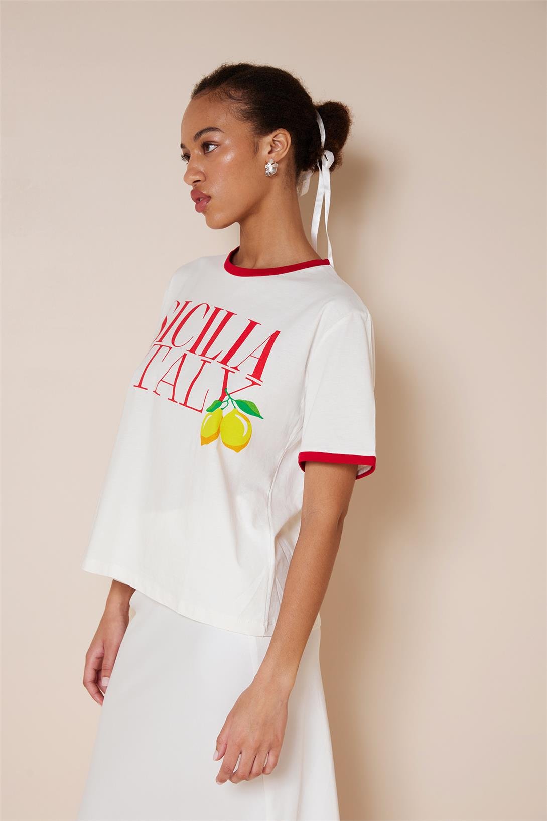 Avrile  KONTRAST DETAYLI YAZI BASKILI T-SHIRT EKRU A25-10363