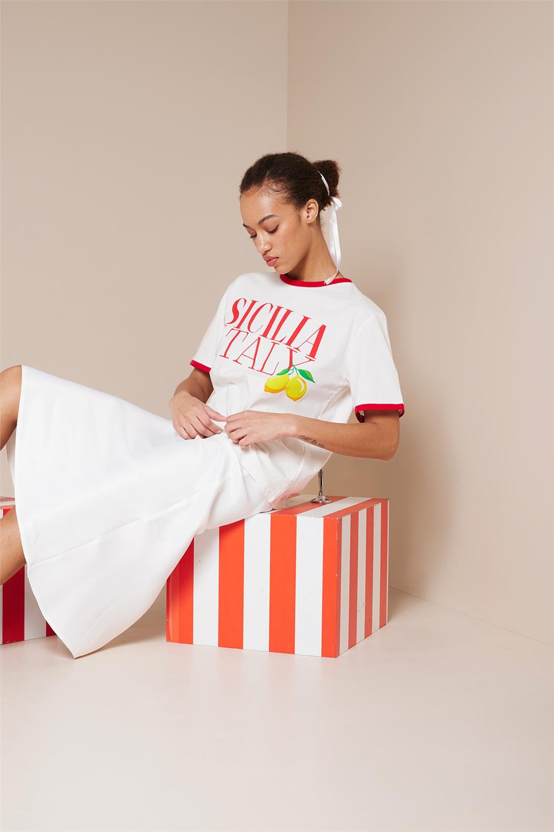 Avrile  KONTRAST DETAYLI YAZI BASKILI T-SHIRT EKRU A25-10363
