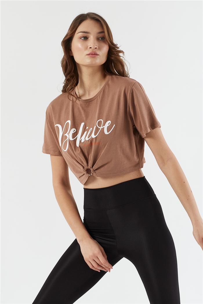 Avrile Piercing Detaylı T-shirt  KAHVE  A22-10529