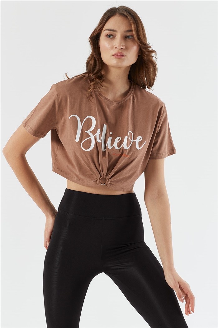 Avrile Piercing Detaylı T-shirt  KAHVE  A22-10529