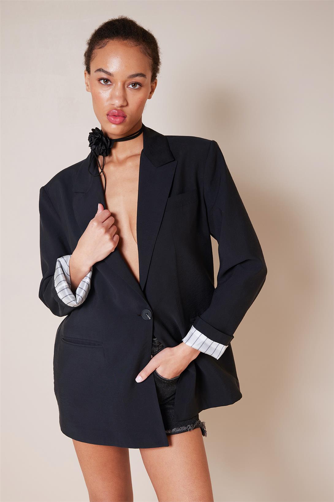 Nisan  ASTAR DETAYLI BLAZER CEKET SİYAH N25-2065