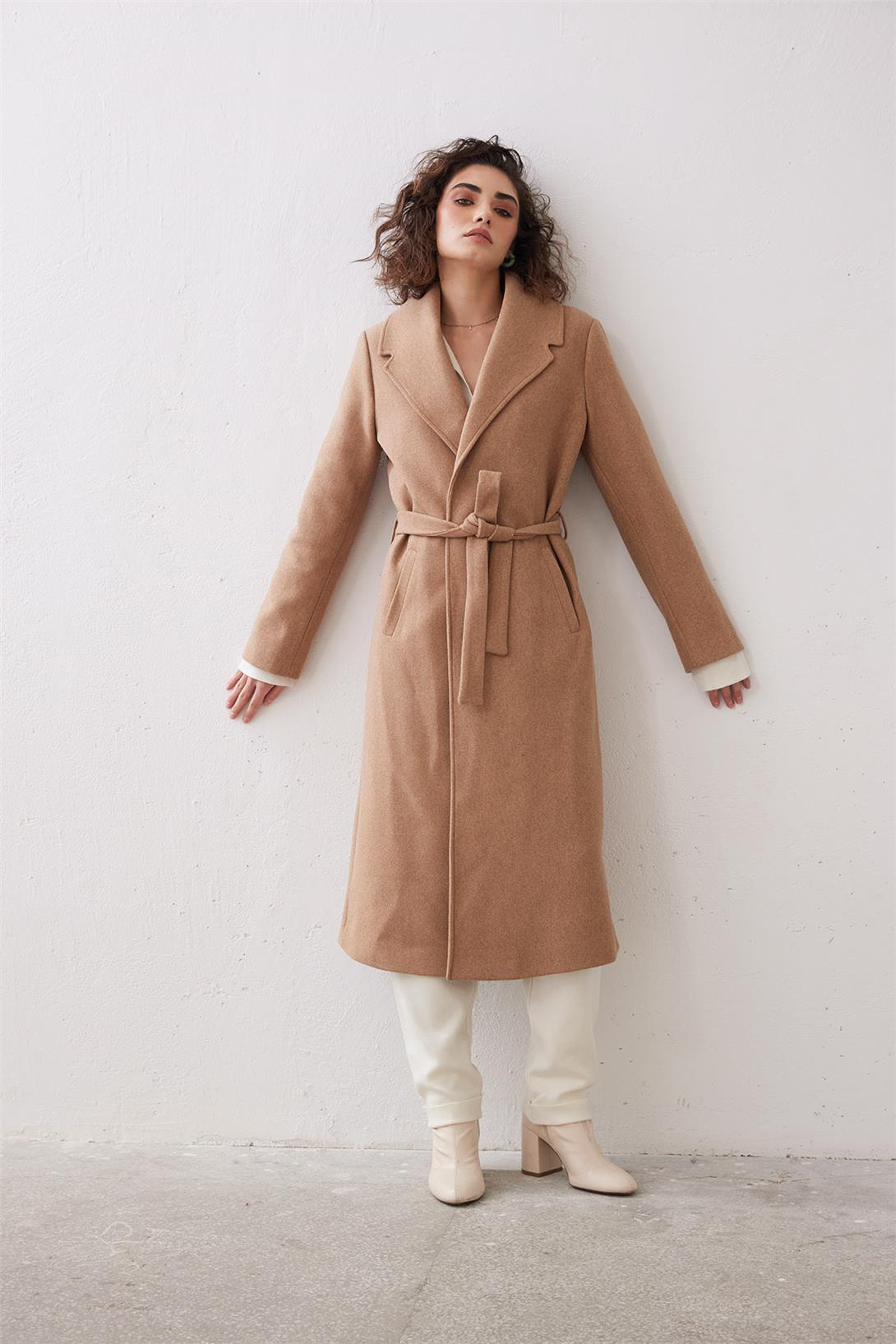 Nisan Kadın Beli Kuşaklı Uzun Kaban CAMEL PD24-1054