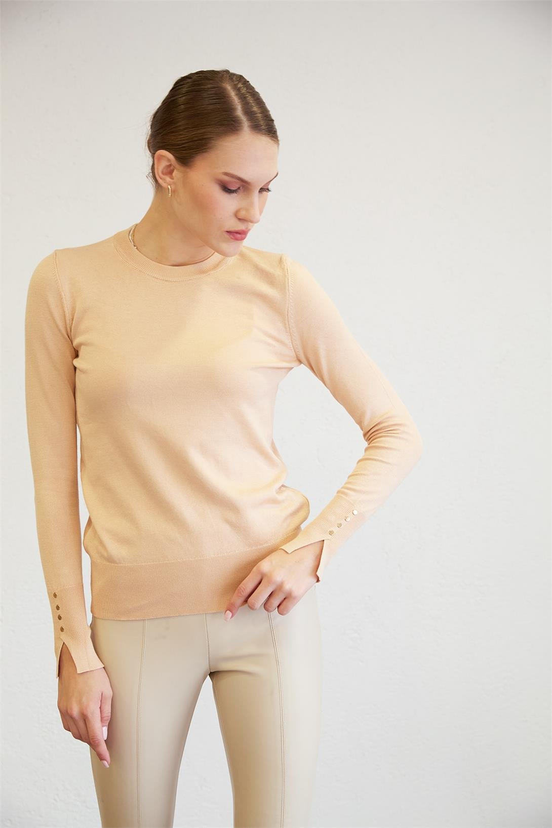 Nisan Kadın Bisiklet Yaka Manşetleri Çıtçıtlı Triko Kazak CAMEL TT3316-Z