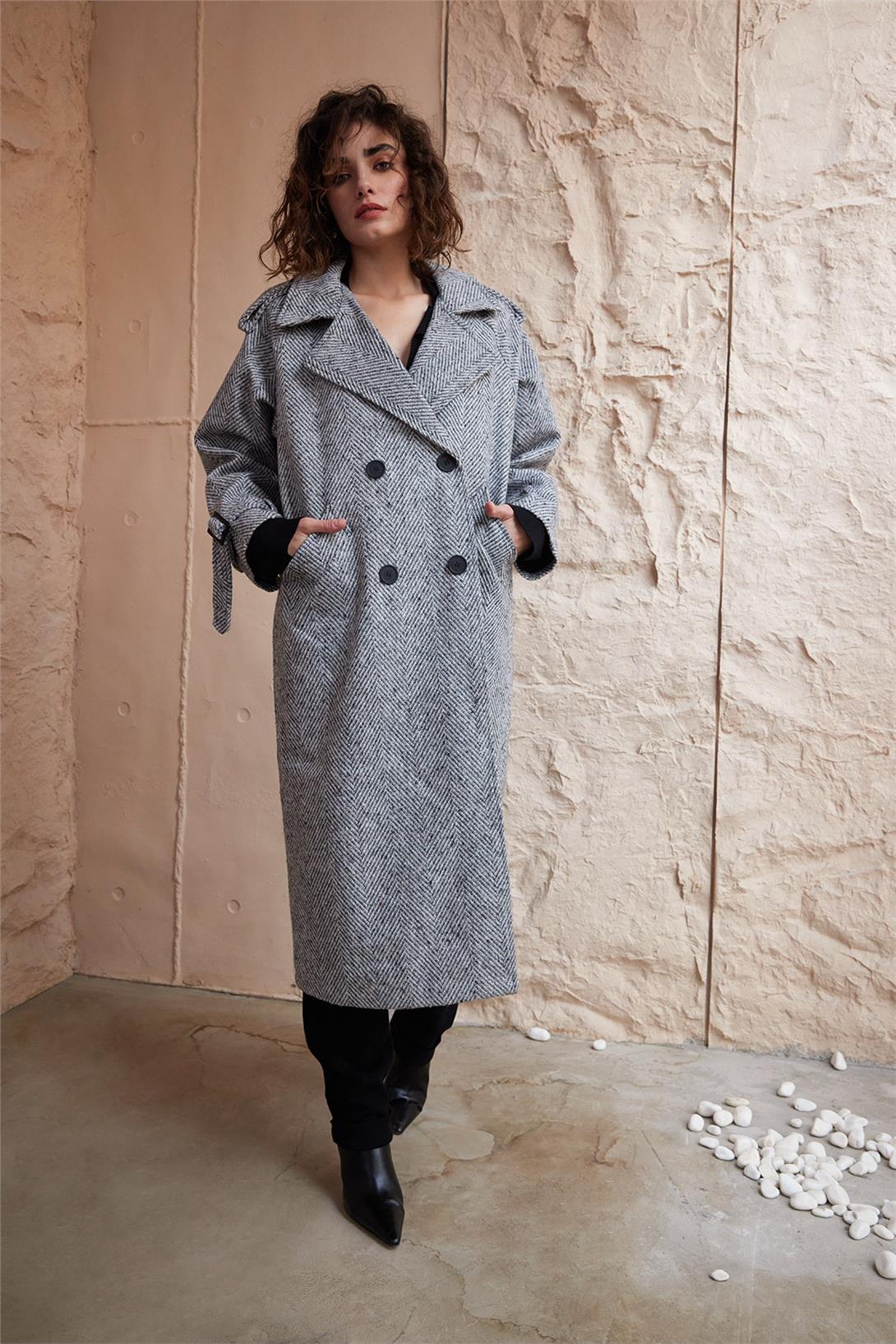 Nisan Kadın Düğmeli Oversize Kaşe Kaban SİYAH N24-1744