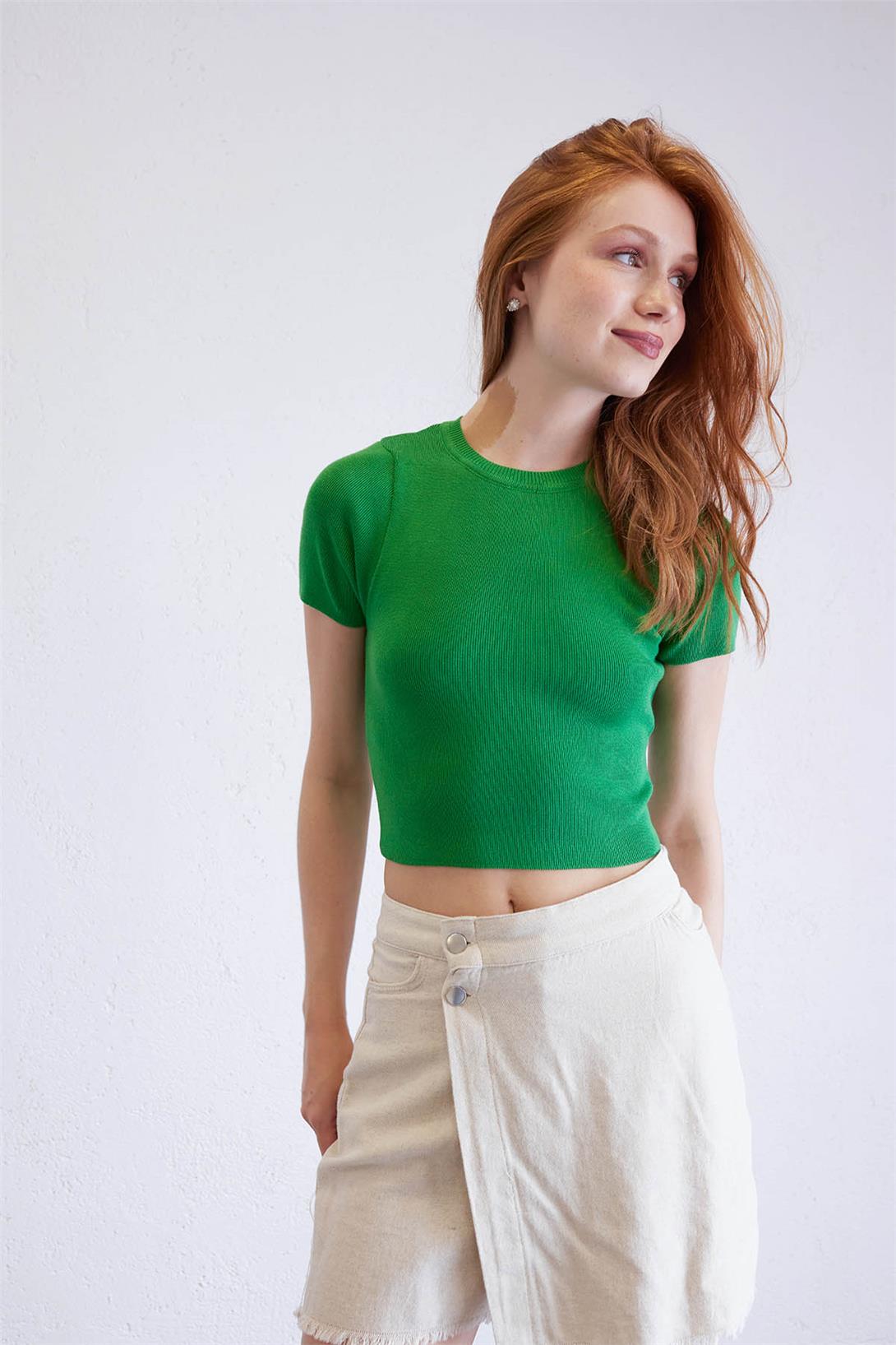 Nisan Kadın Kısa Kollu Triko Bluz BENETTON TT3930-Z