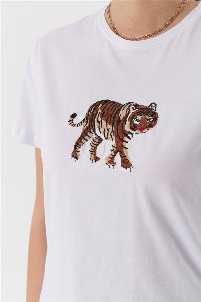 Avrile NAKIŞLI T-SHIRT BEYAZ A22-10546
