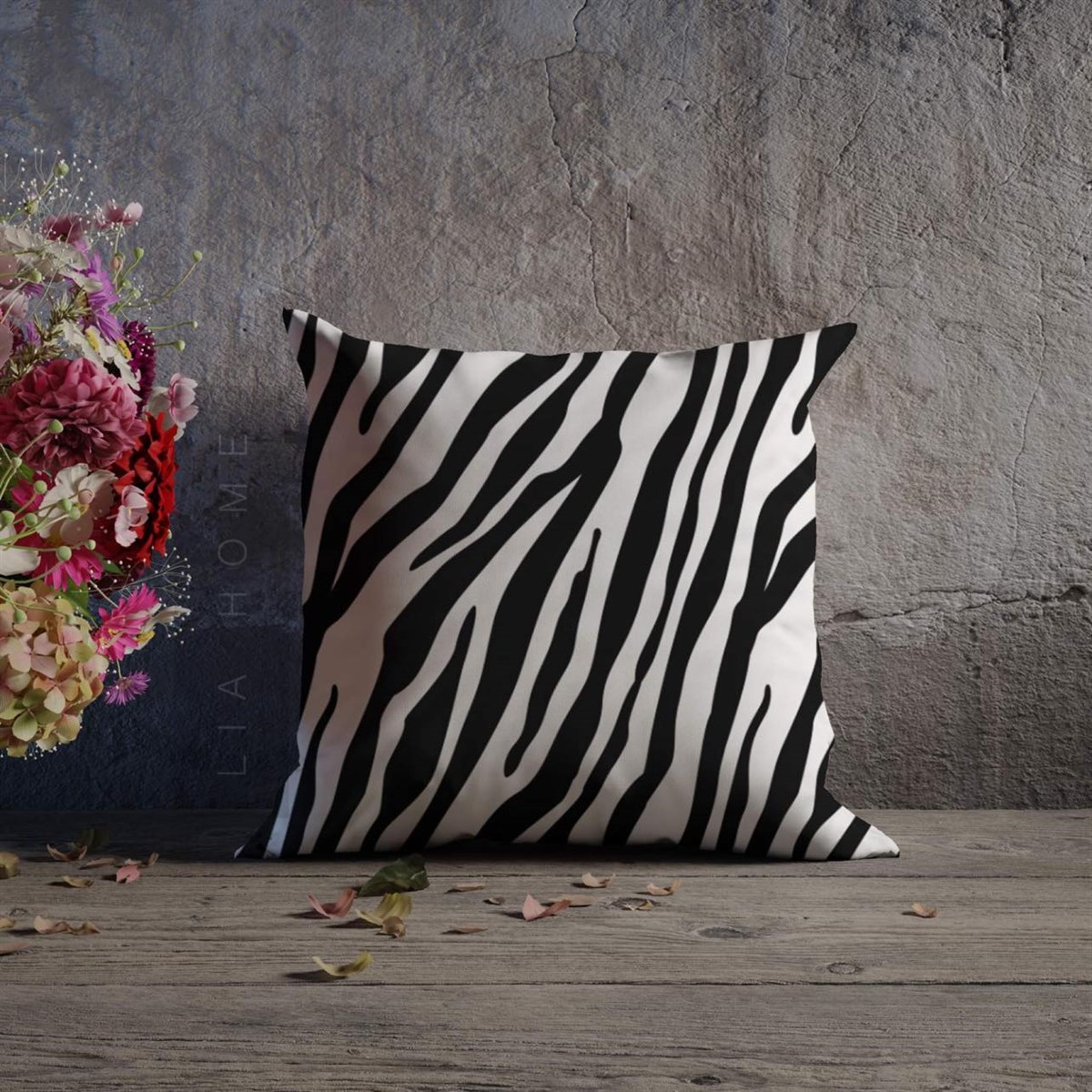Çift Taraflı Zebra Desenli Dekoratif Kırlent Kılıfı