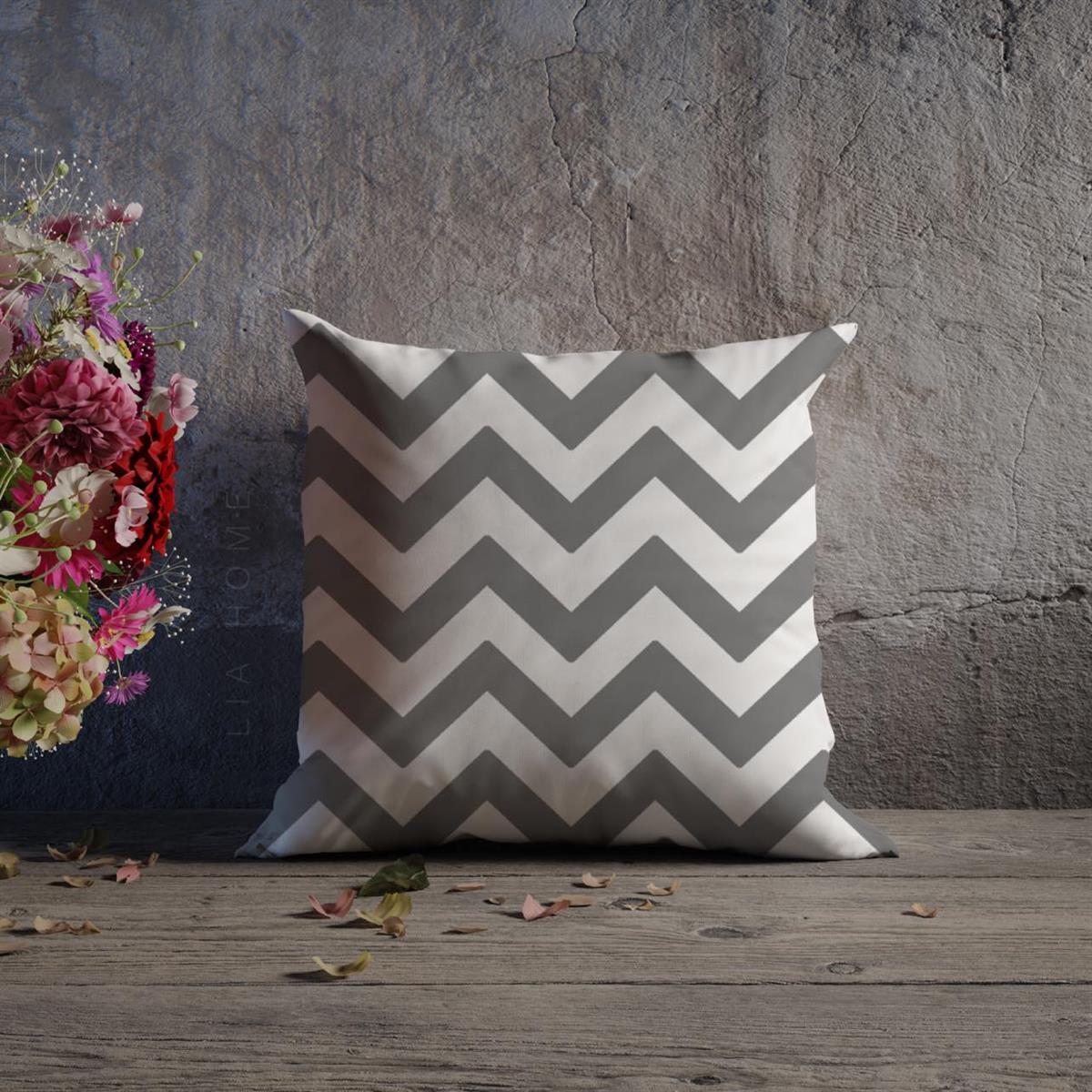 Zigzag Desenli Çift Taraflı Dekoratif Kırlent Kılıfı 