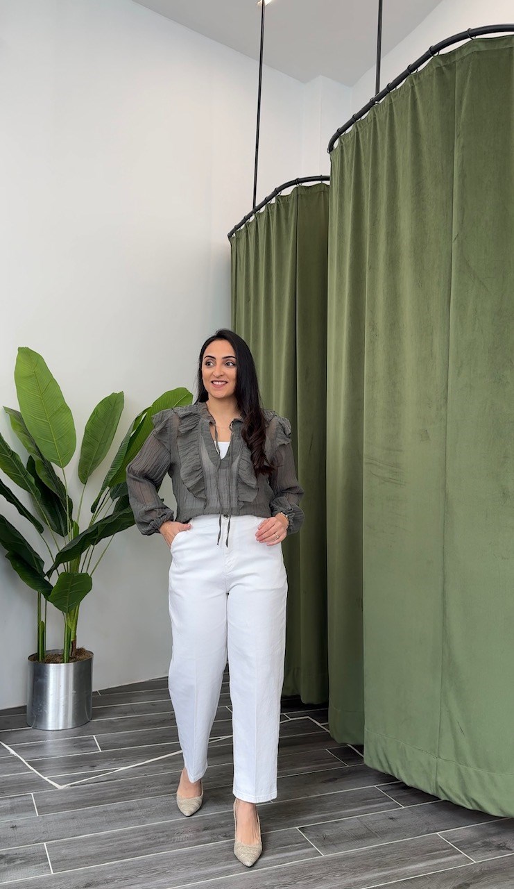 Beyaz Yumuşak Dokulu Mom Jean