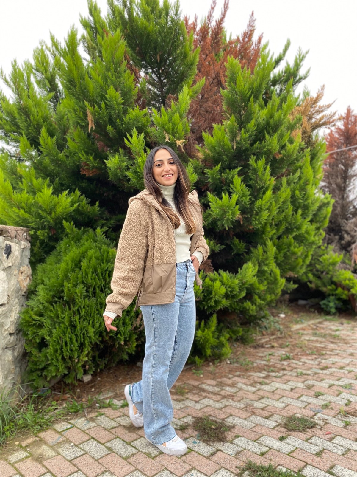 Camel Peluş Kapüşonlu Mont