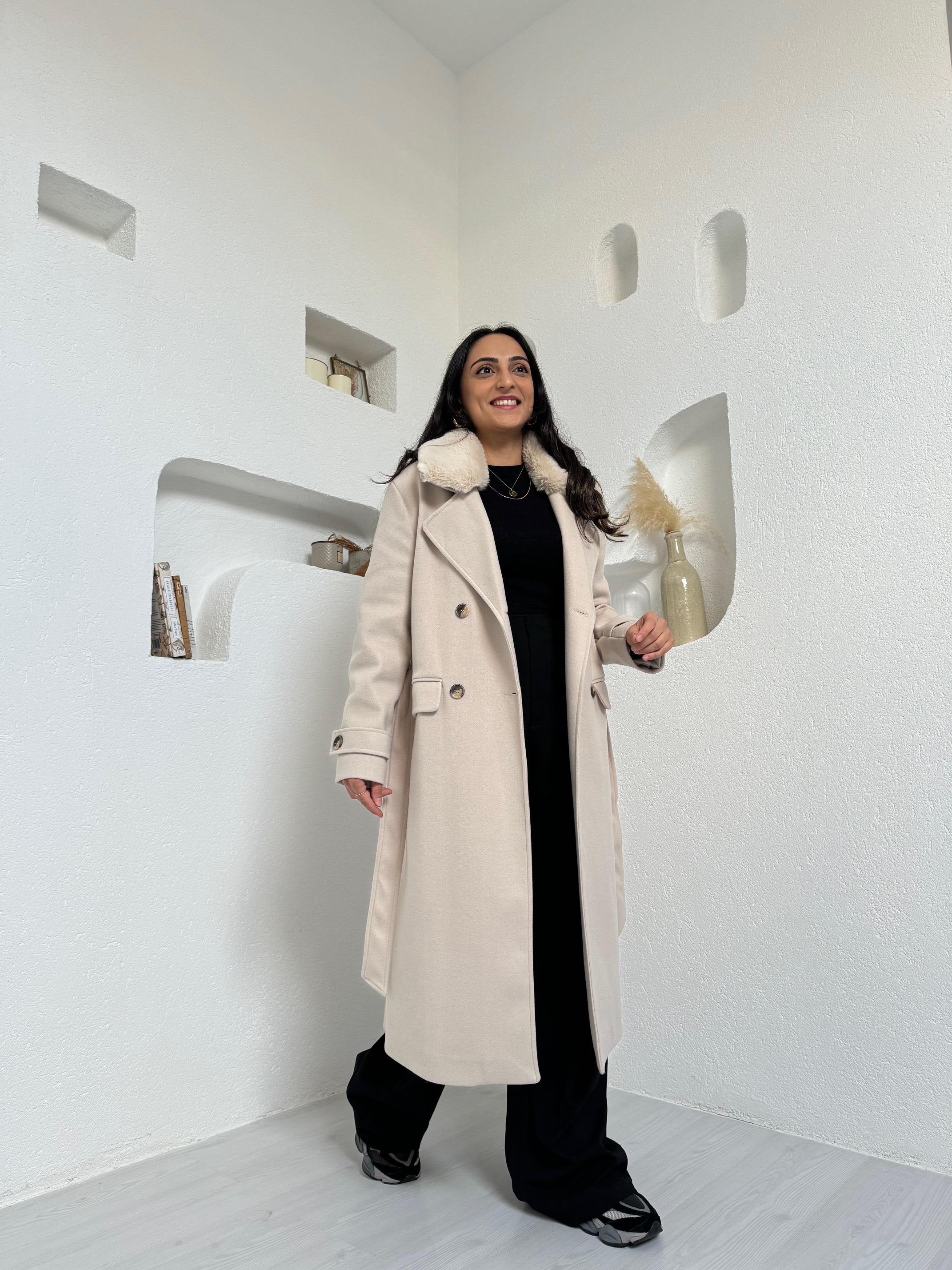 Sansa Krem Premium Kürk Detaylı Kaşe Kaban