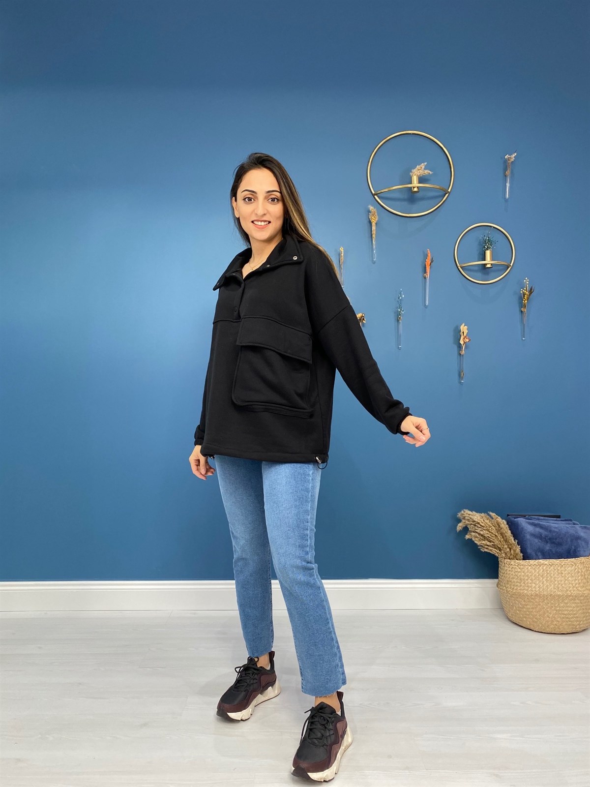 Siyah Cepli Yarım Balıkçı Sweat