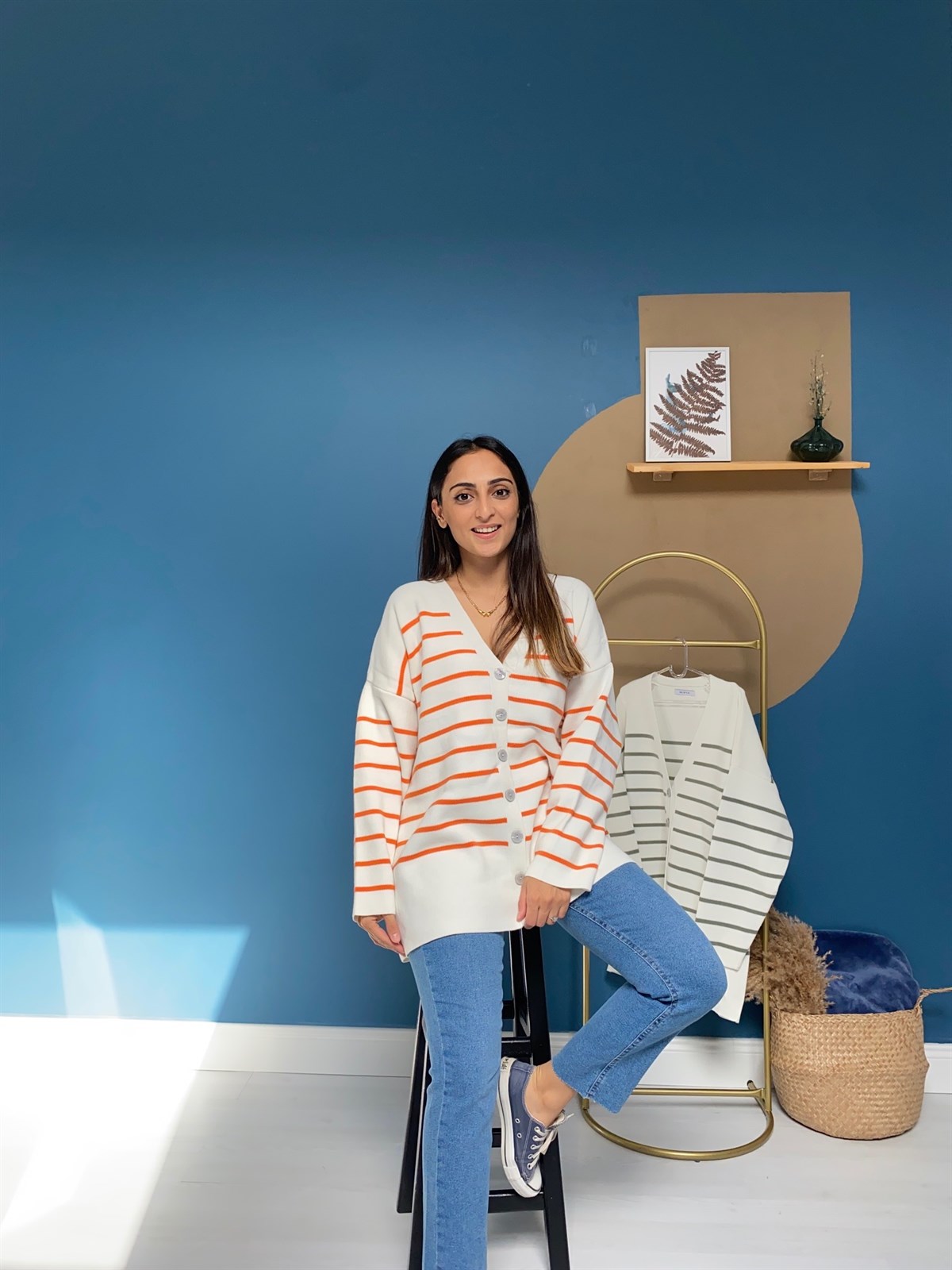 Turuncu Çizgili Hırka
