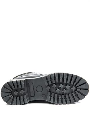 250122 Siyah Erkek Bot