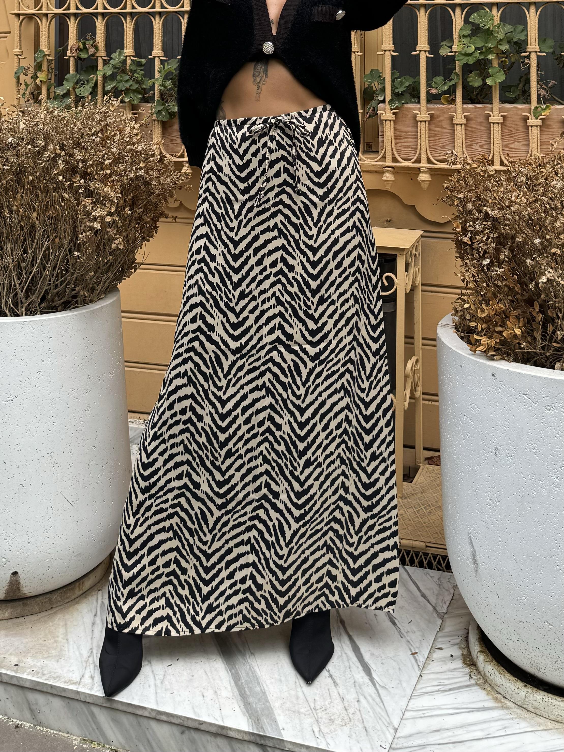 Bej Floş Saten Zebra Desen Etek
